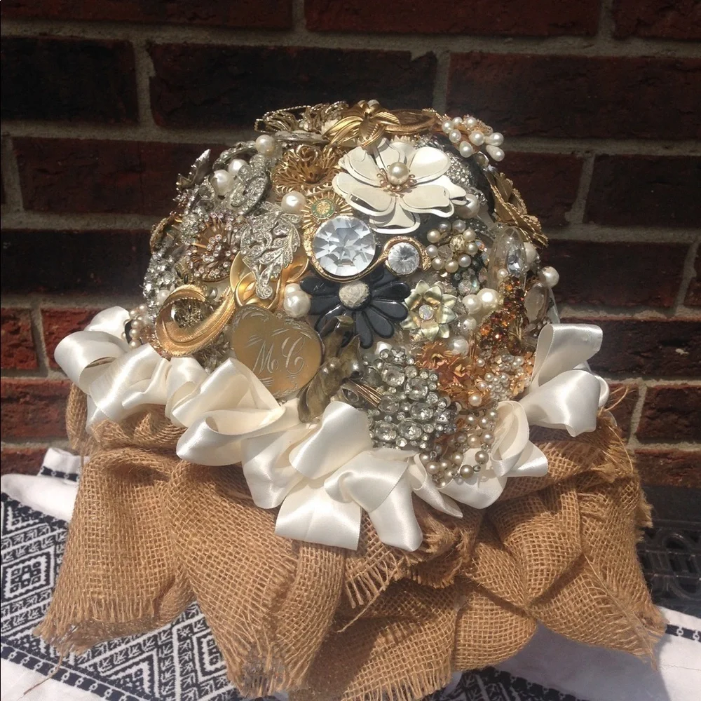 Custom Handmade Brooch Bouquet